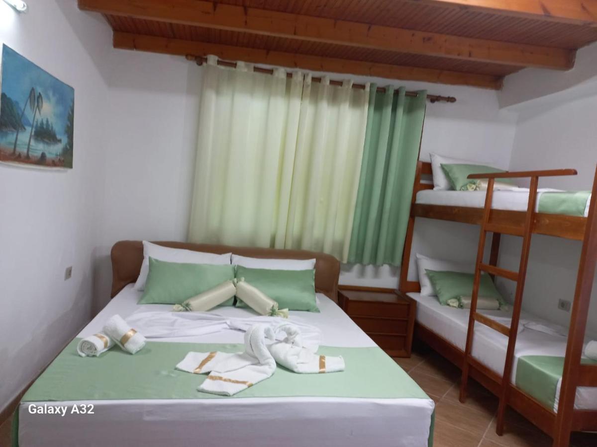 Green Oasis Holiday Home Vlorë Buitenkant foto